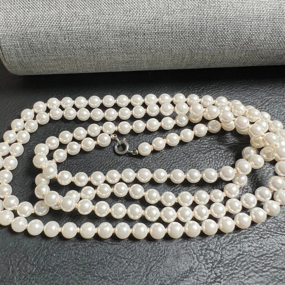 Knotted Faux Pearl Necklace 54